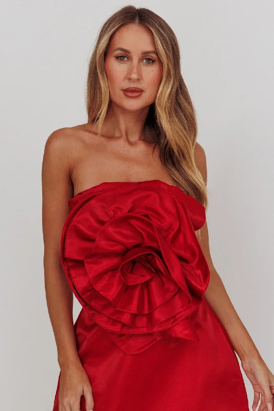 Count Down Rose Feature Strapless Top Red