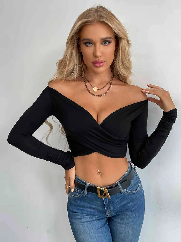 BerryBetty - Crisscross Long Sleeve Cropped Top